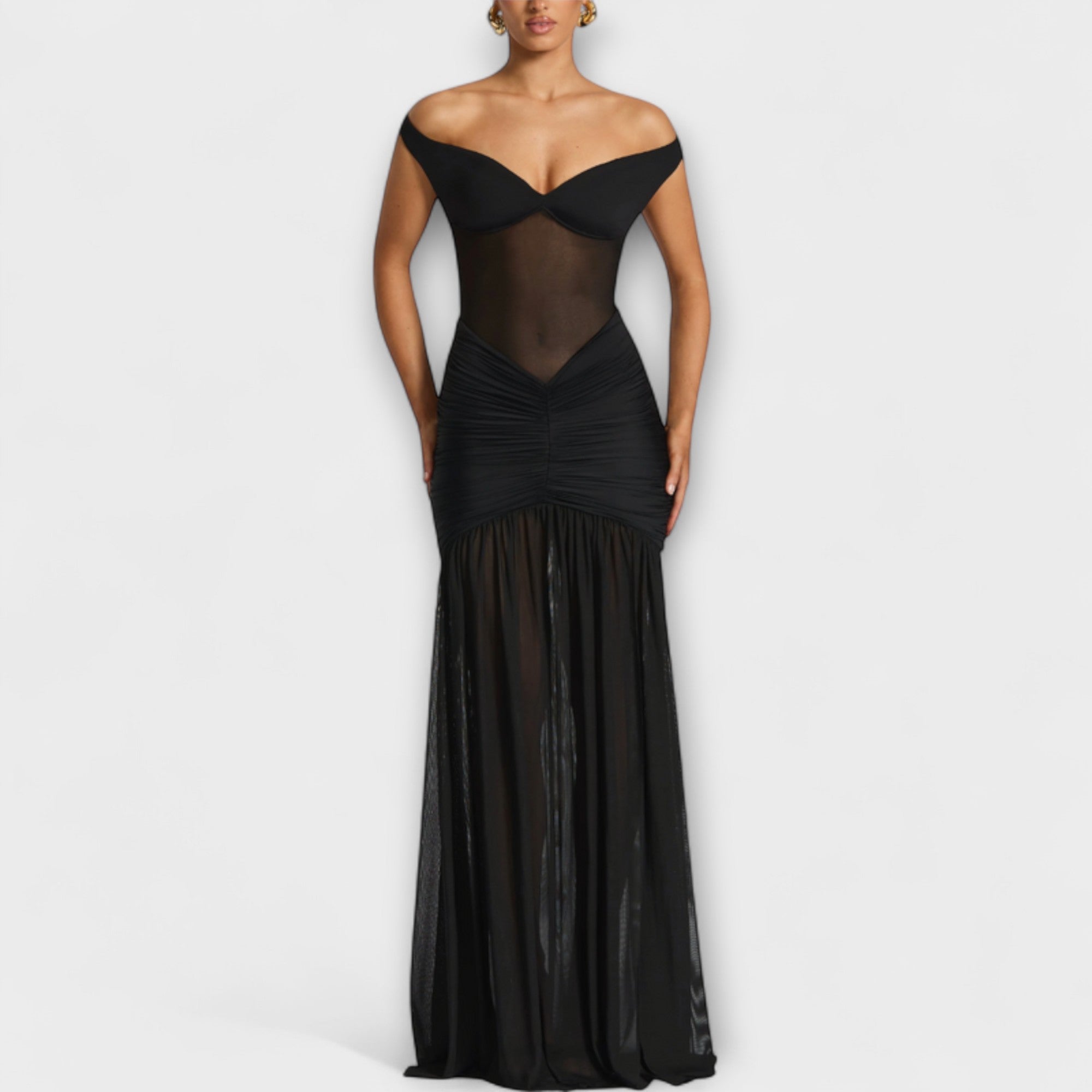 Therese – Schlitzkleid mit Wow Faktor