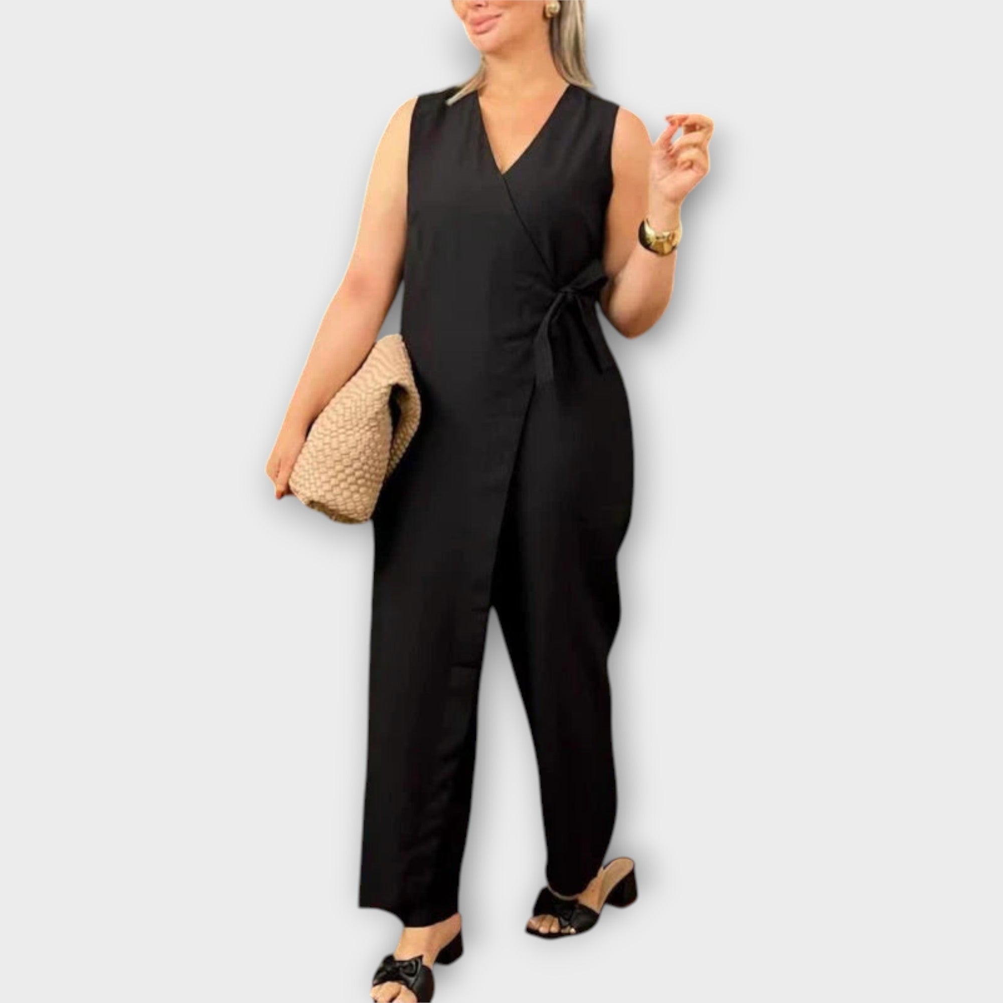 Lilianna - Eleganter Jumpsuit mit Wickelschnitt