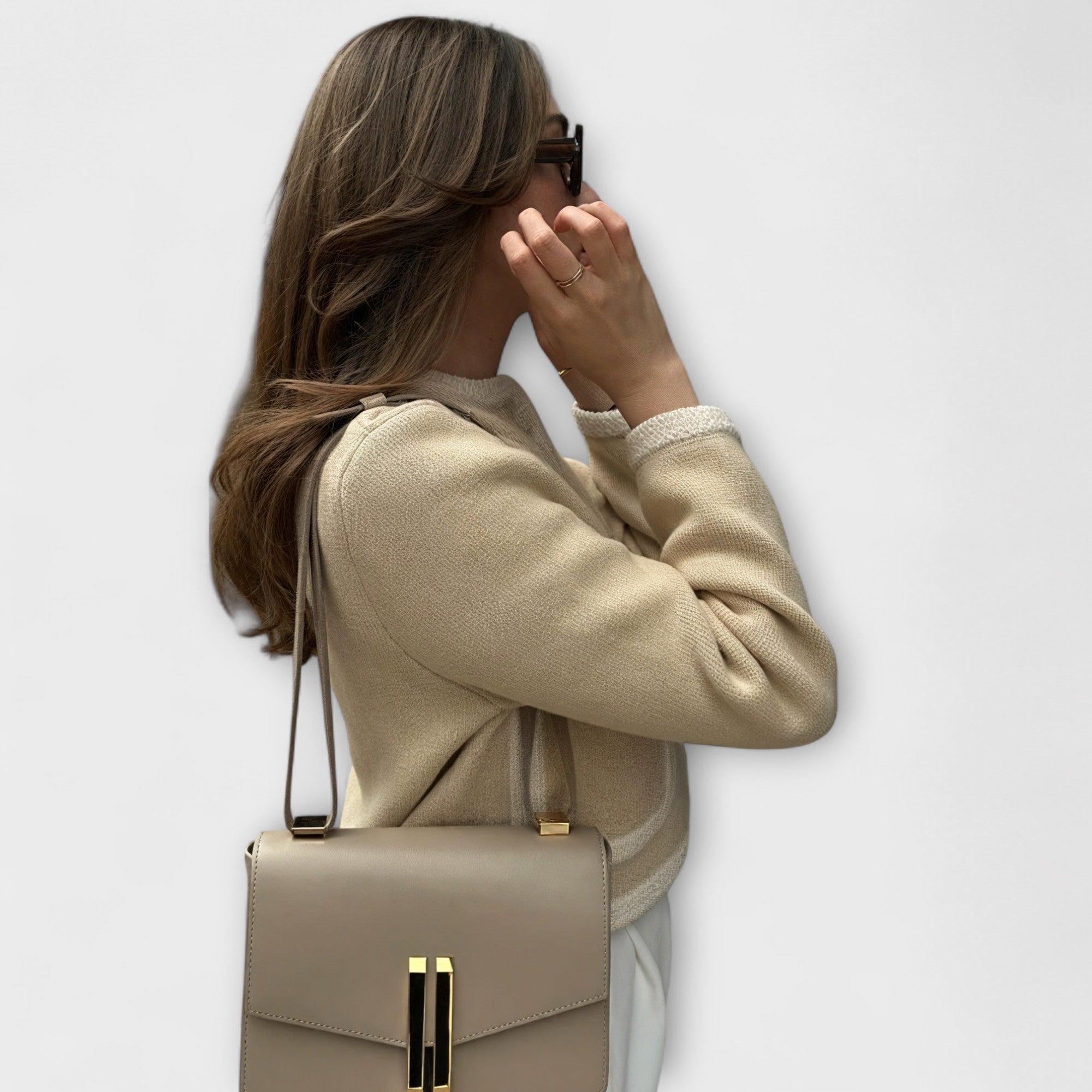 Klassische Strickjacke mit Ziertaschen