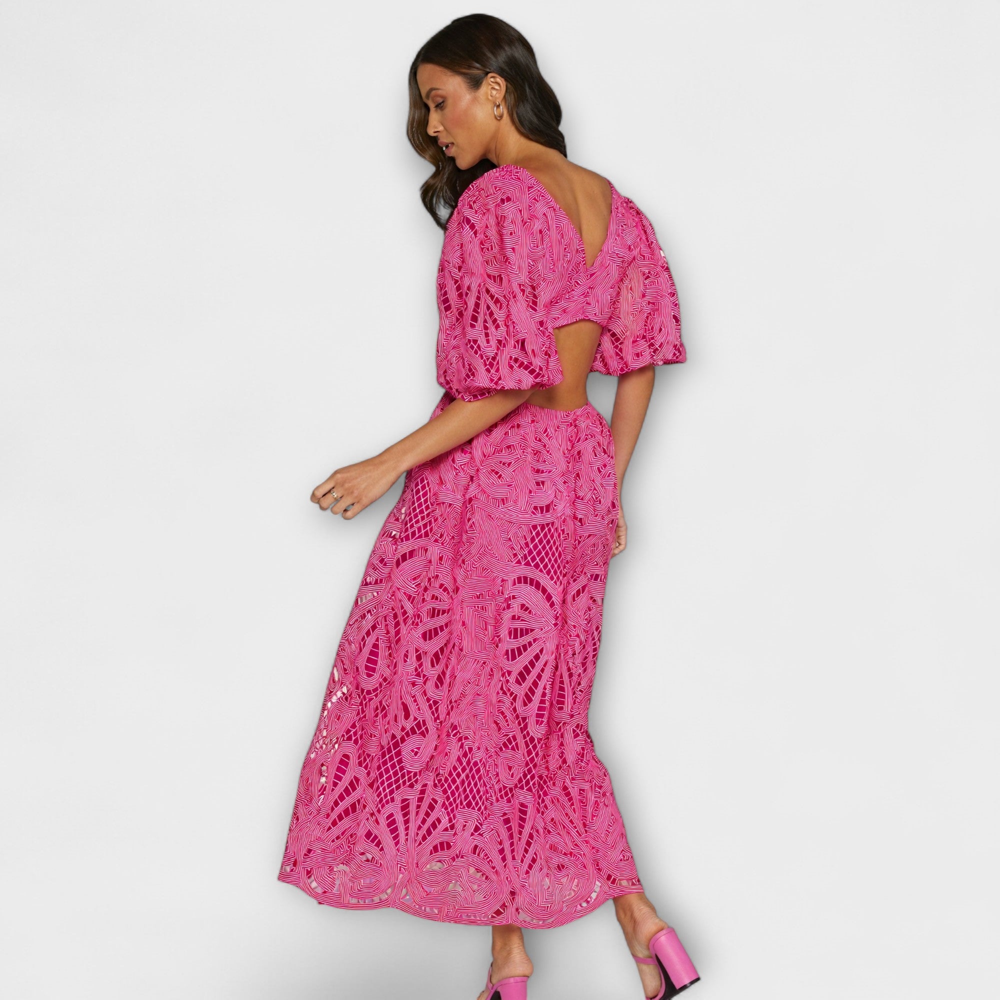 Elegantes Kleid mit zarten Details