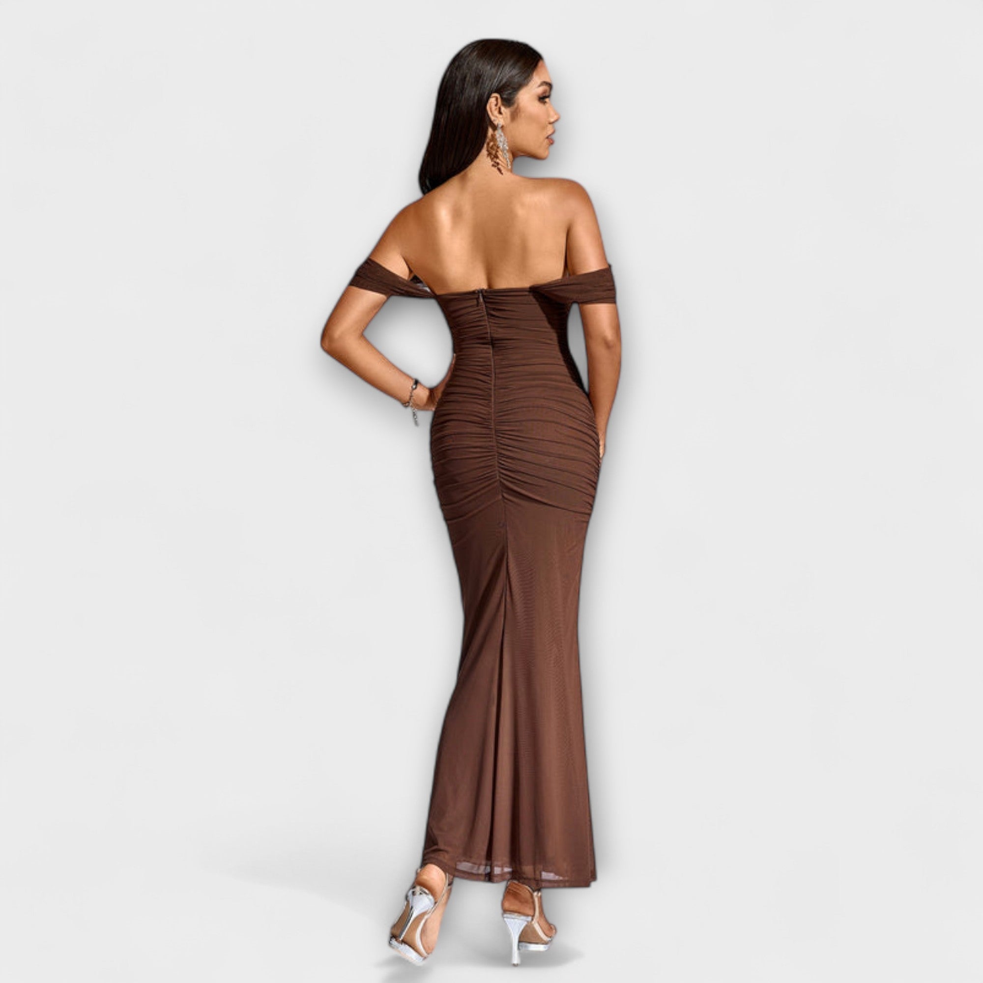 Ione - Off-Shoulder Raffung Bodycon Kleid