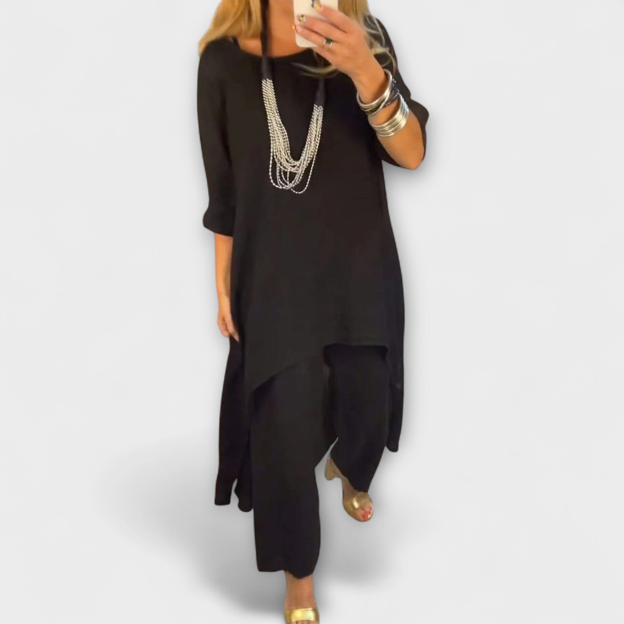 Tabea - Leinen Anzug mit Rundhalsausschnitt