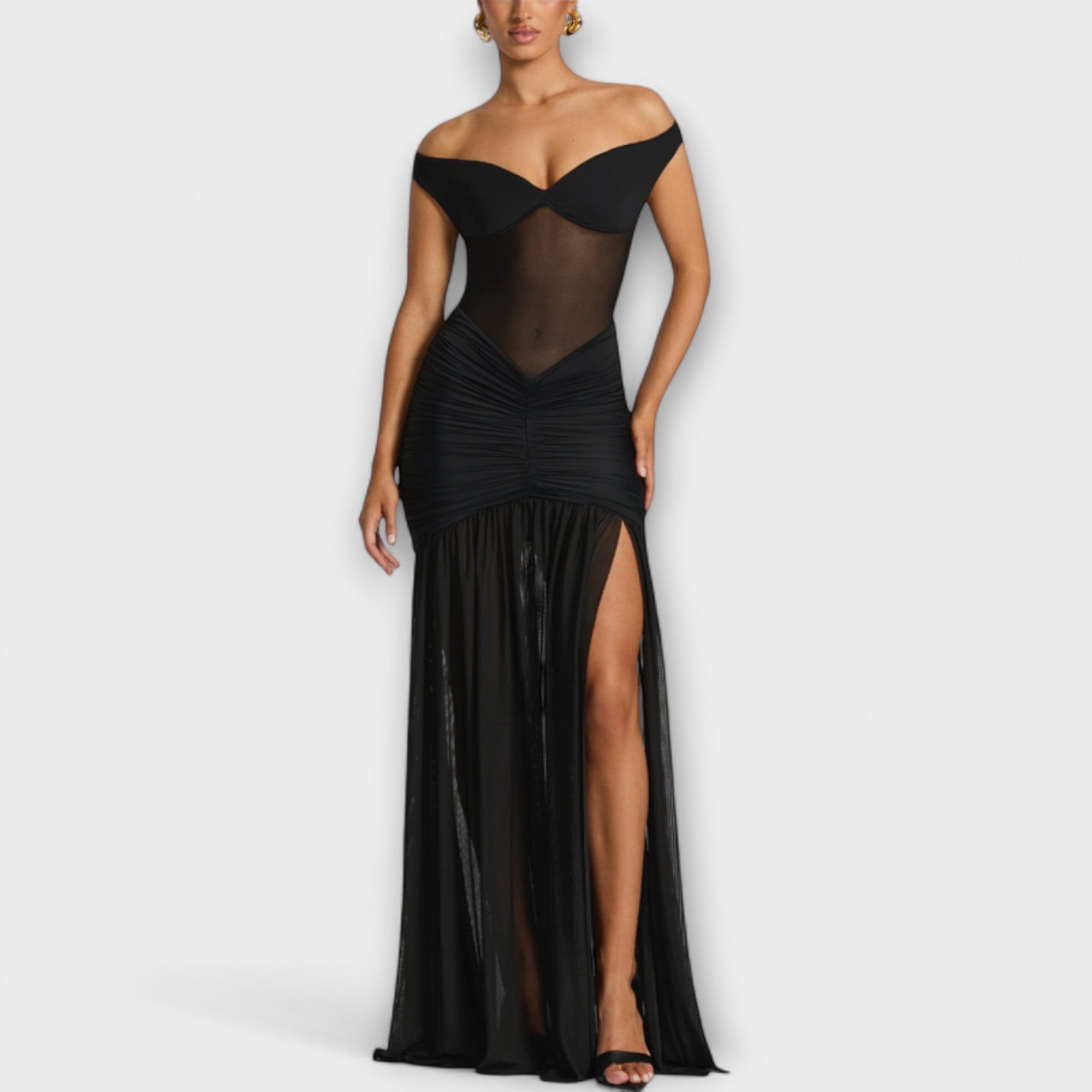 Therese – Schlitzkleid mit Wow Faktor